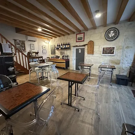 Pensión Maison Jeroboam 4*