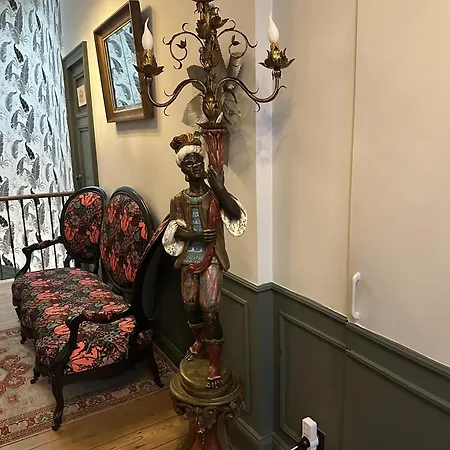 Maison Jeroboam Pensión 4*