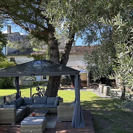 Pensión Maison Jeroboam 4*