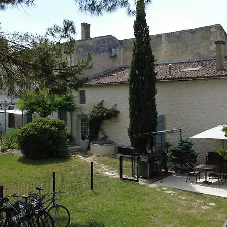 Panzió La Maison Jeroboam Saint-Estèphe