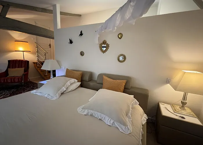 Bed & Breakfast La Maison Jeroboam Saint-Estèphe